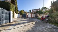 Vista exterior de Casa o xalet en venda en Albolote amb Aire condicionat, Calefacció i Terrassa