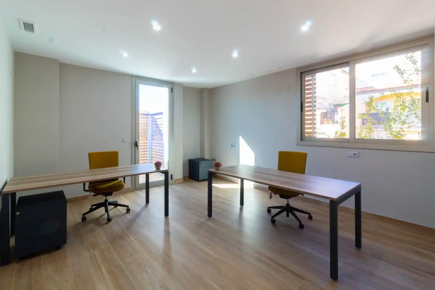Houses for sale in Turís  with Air Conditioner, Heating and Private garden