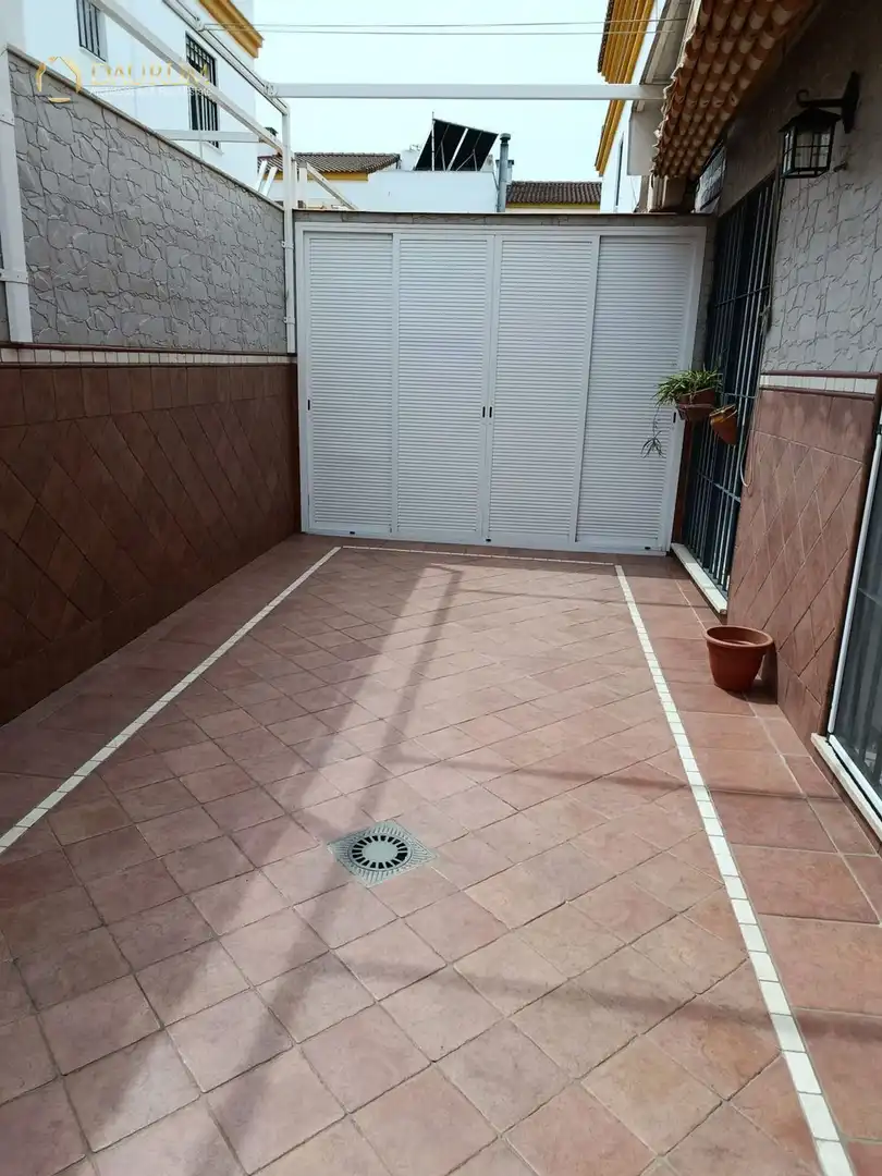 Balcony of Detached homes for sale in Sevilla  with Air Conditioner, Heating and Terrace