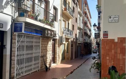 Vista exterior de Casa o xalet en venda en Benidorm amb Aire condicionat, Calefacció i Terrassa