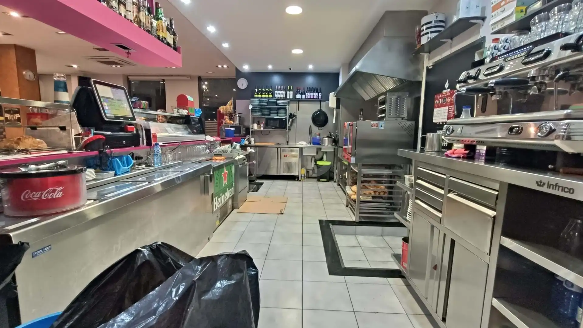 Kitchen of Commercial properties for rent in Sant Pere de Ribes