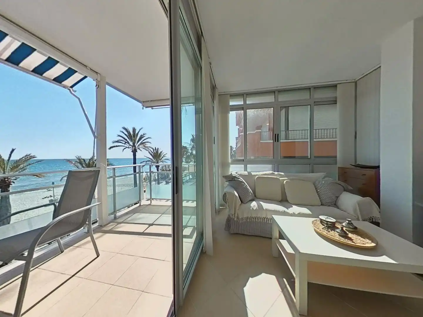 Appartement compact avec terrasse à vendre à Platja de Ponent, imagen 3