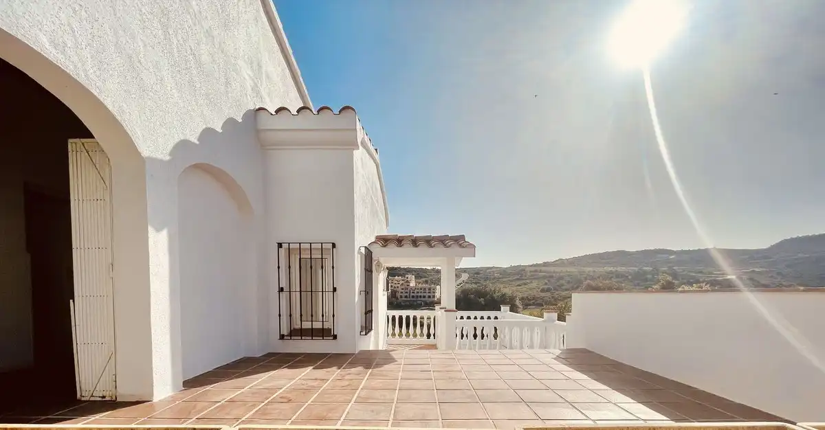 Detached house with terrace for sale in Calle Parque Central 5, imagen 10