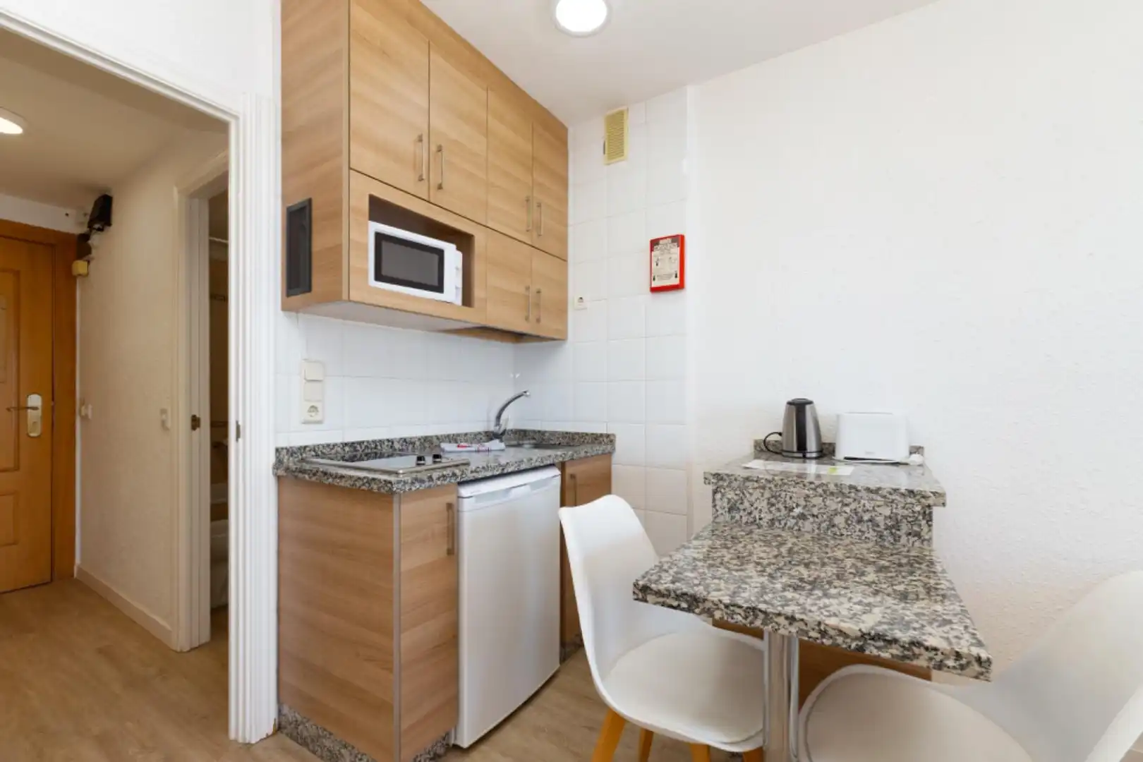 Kitchen of Study for sale in Fuengirola  with Air Conditioner, Heating and Terrace