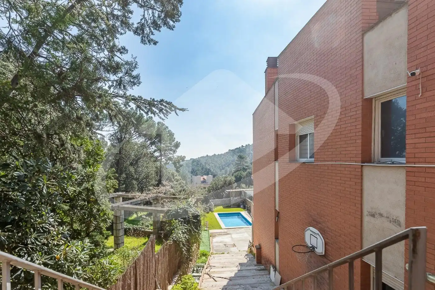 Jardí de Casa o xalet en venda en Castellar del Vallès amb Aire condicionat, Calefacció i Terrassa