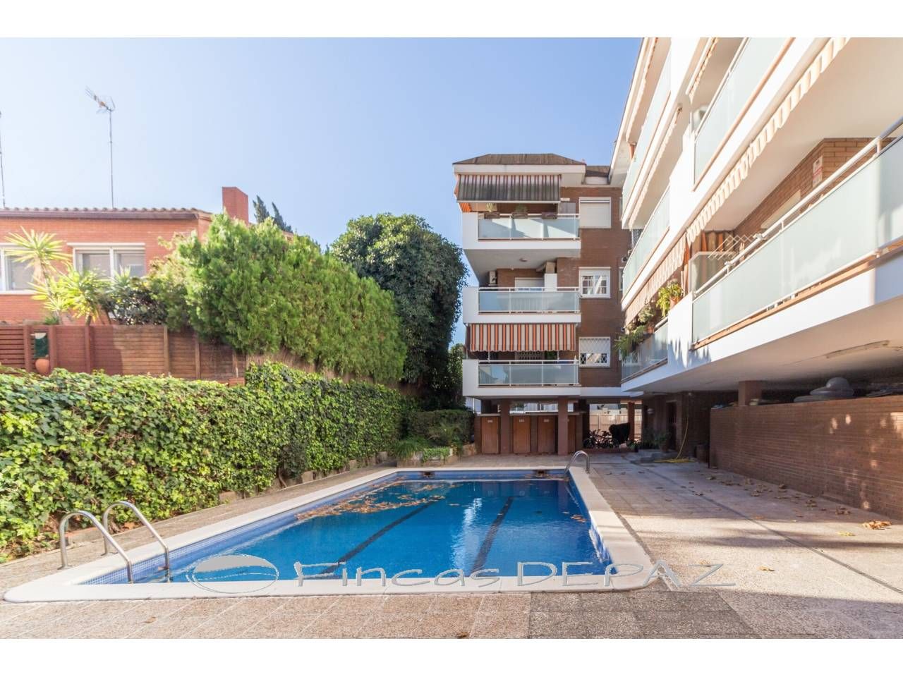 Piscina de Àtic en venda en Castelldefels amb Aire condicionat, Calefacció i Terrassa