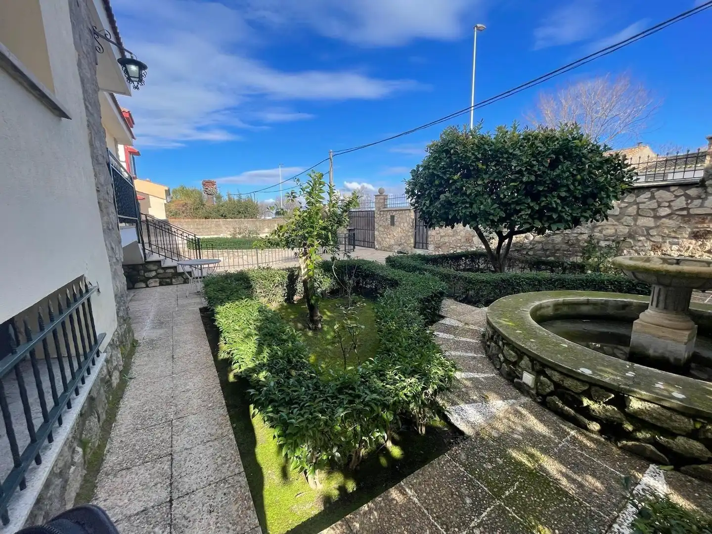 Garden of Houses for sale in Trujillo  with Air Conditioner, Heating and Storage room