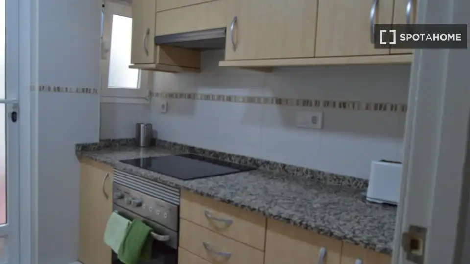Cocina de Piso de alquiler en Valencia con Aire acondicionado, Calefacción y Amueblado