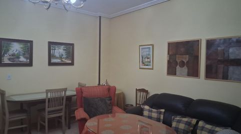 Foto 2 de Casa adosada en venta en Baeza, Jaén