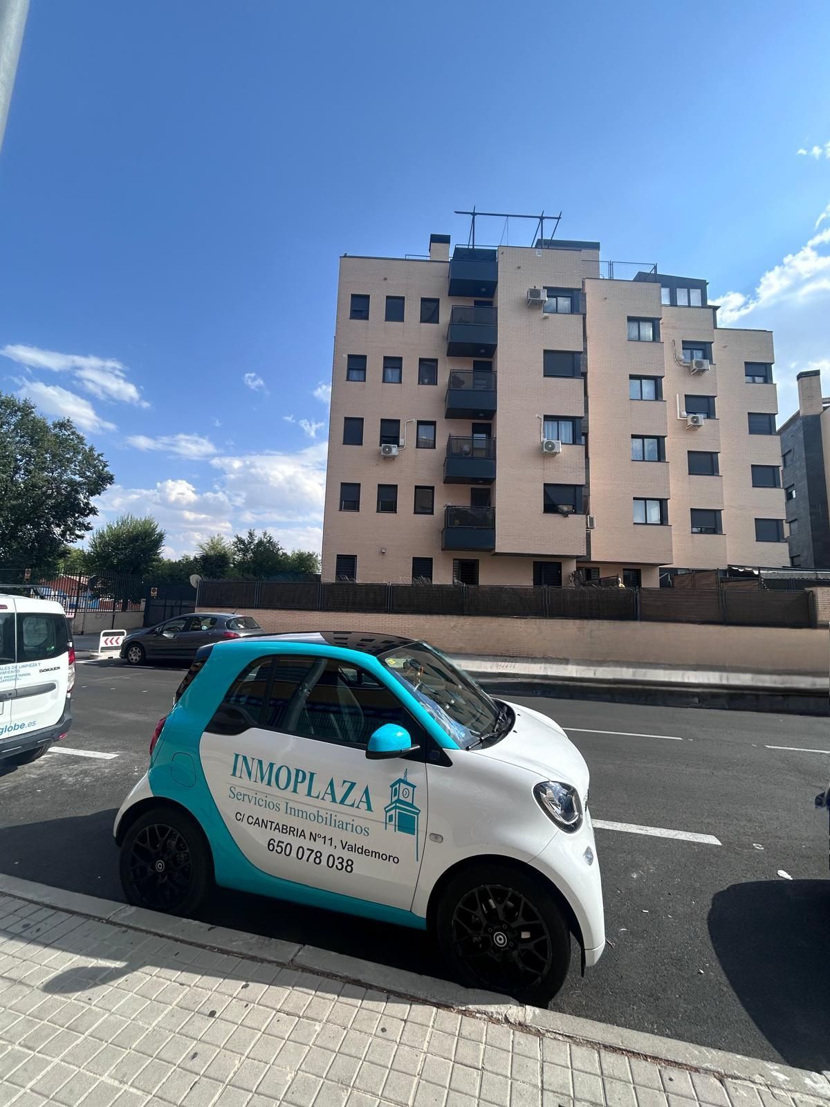 Exterior view of Flat for sale in Valdemoro  with Air Conditioner, Heating and Community pool
