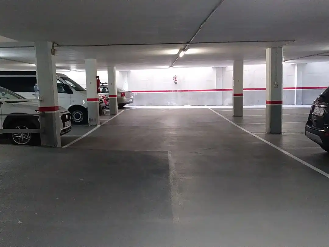 Moto in affitto a Calle  Alfou 86, imagen 3