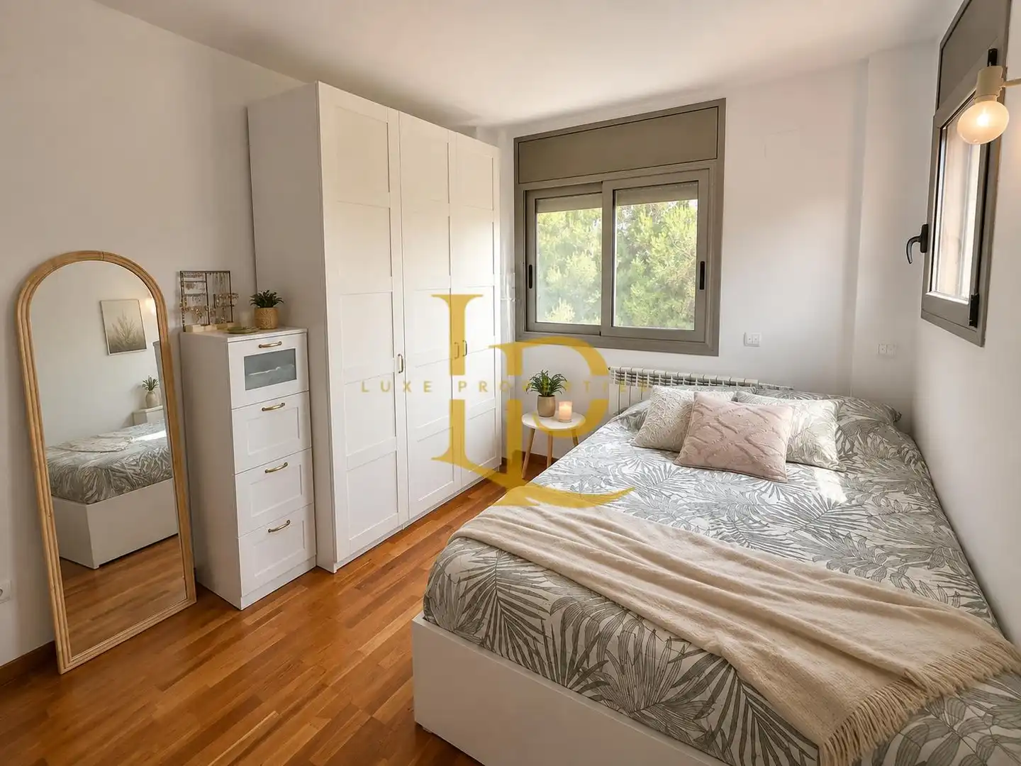 Schlafzimmer von Einfamilien-Reihenhaus zum Verkauf in Cambrils mit Klimaanlage, Heizung und Privatgarten