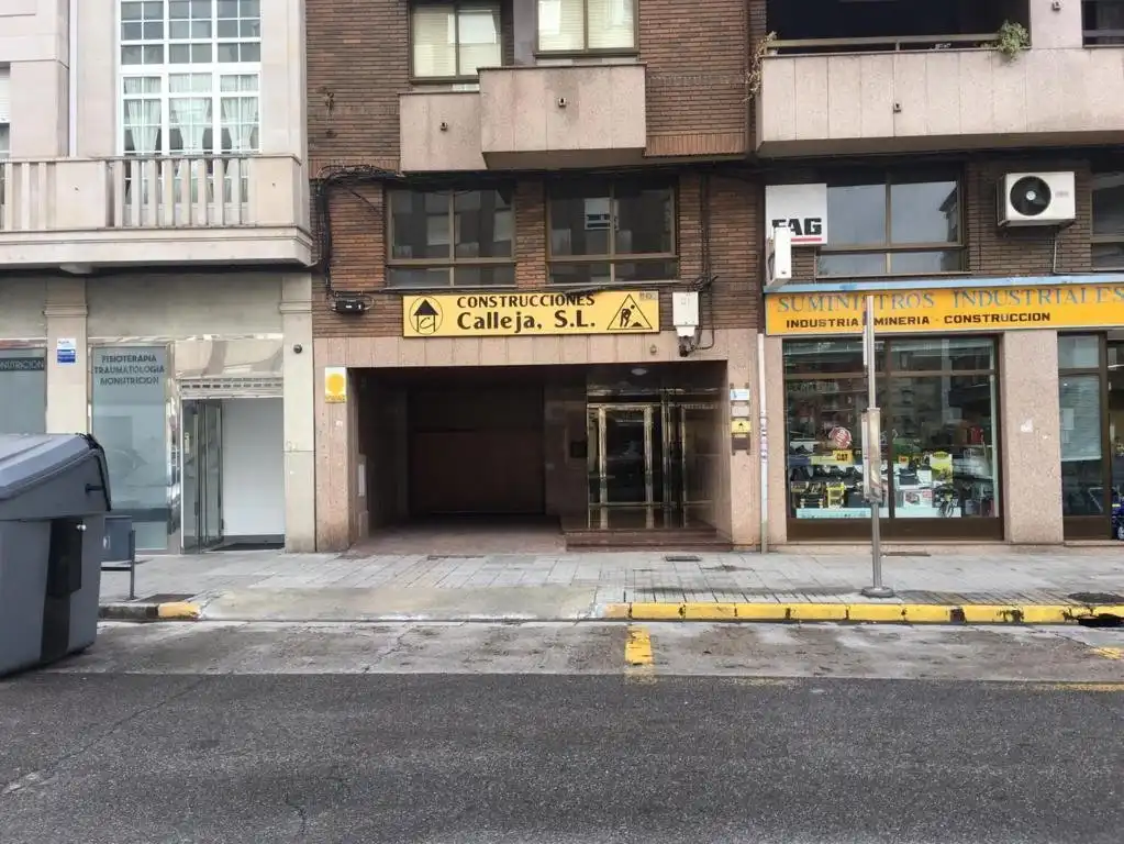 Oficina en venda a Zona Alta