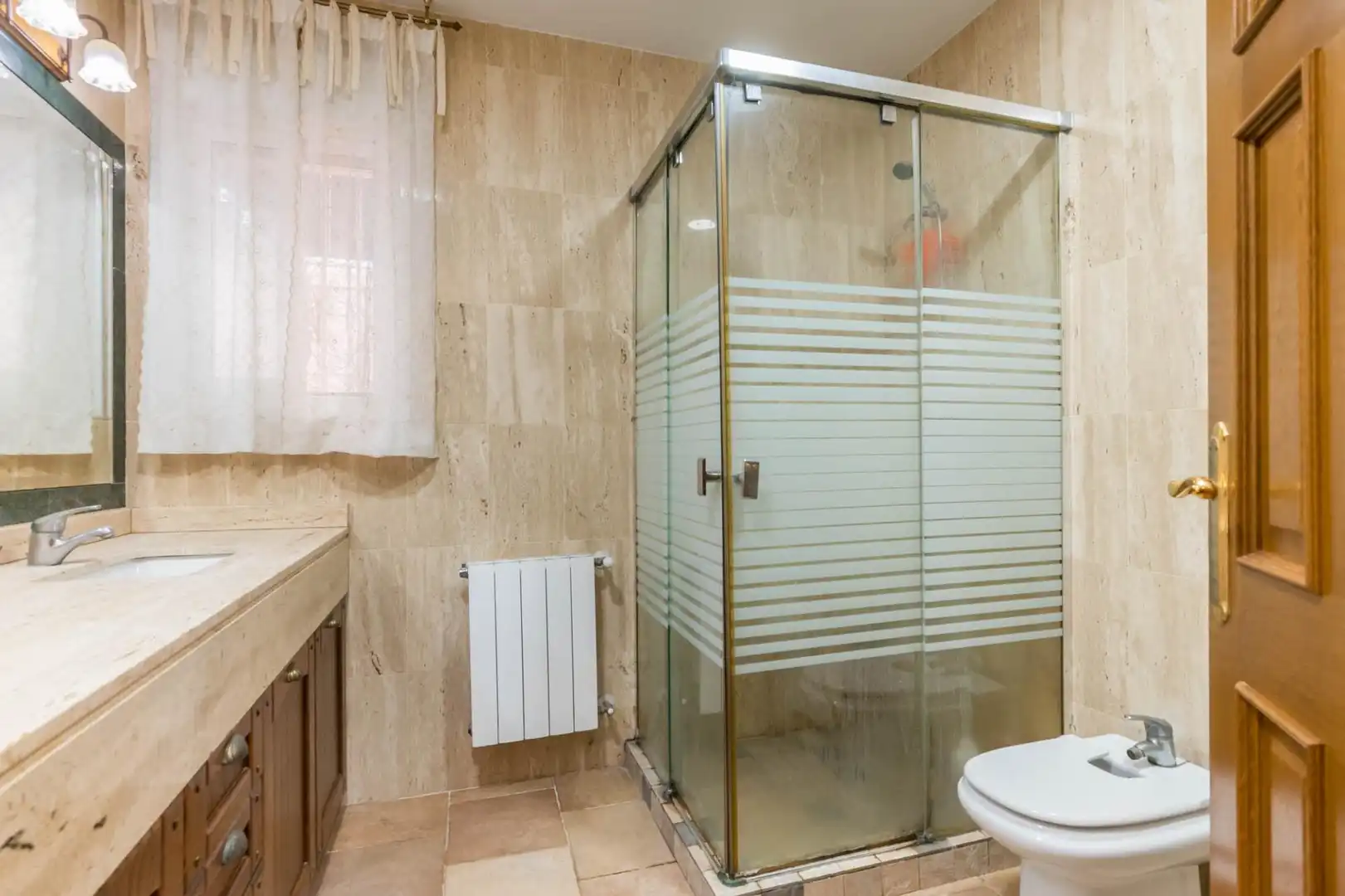 Baño de Casa o chalet en venta en Molina de Segura con Aire acondicionado, Calefacción y Jardín privado