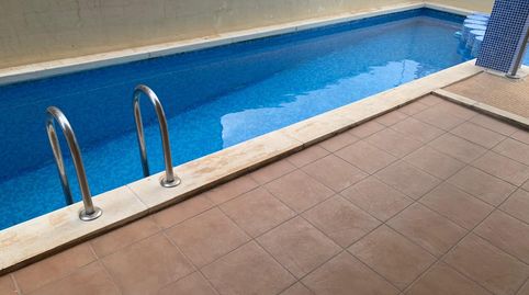 Piso con piscina y garaje