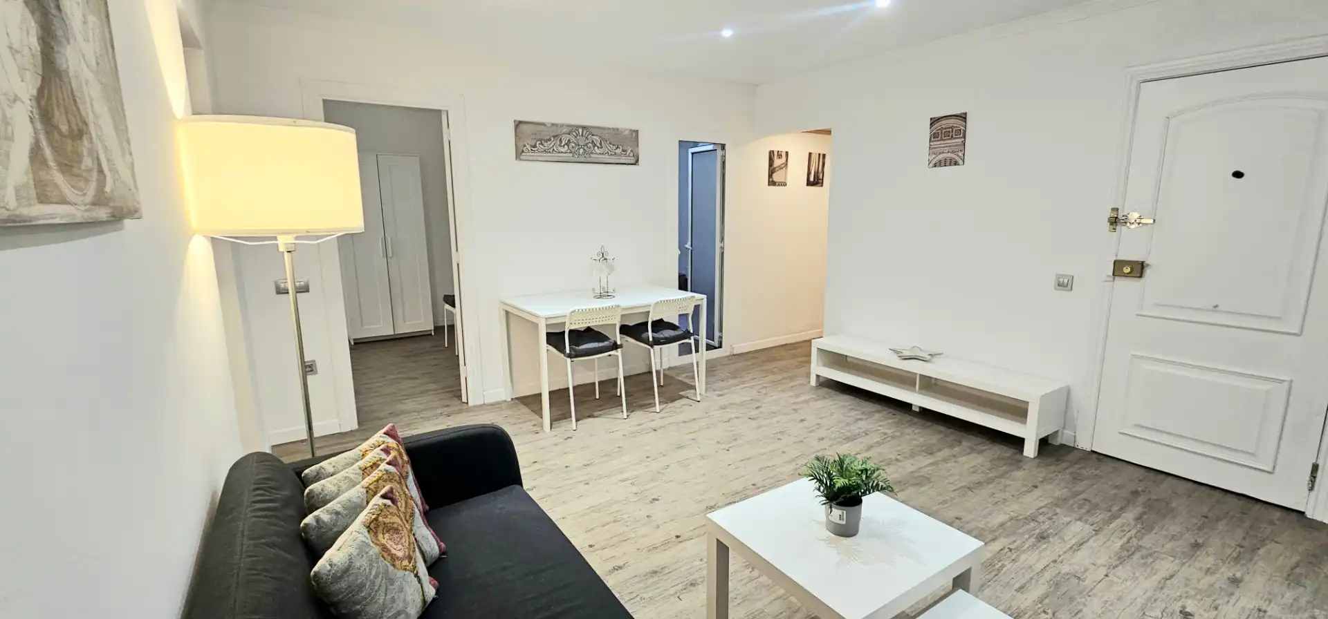 Wohnzimmer von Wohnung zur Miete in Nou Barris