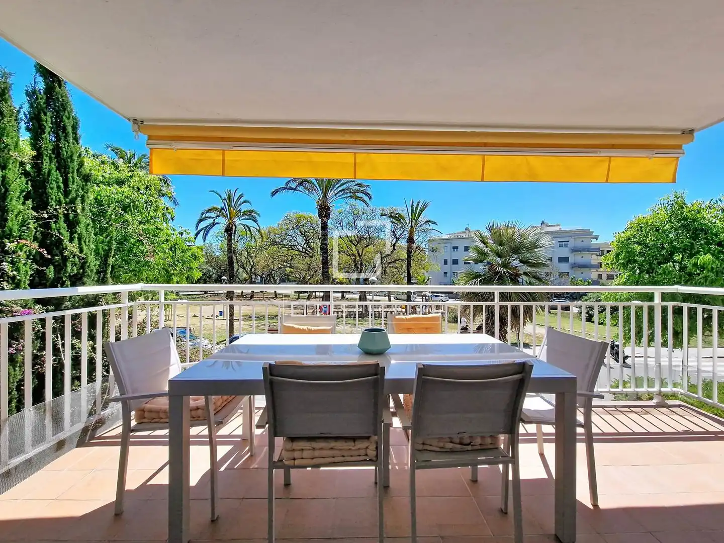Terrace of Flat for sale in Vilanova i la Geltrú  with Air Conditioner, Heating and Terrace