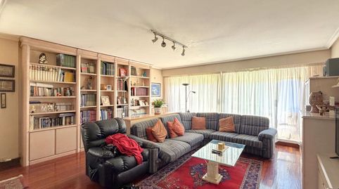 Foto 3 de Casa adosada en venta en Lasarte-Oria, Gipuzkoa