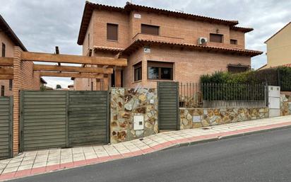 Single-family semi-detached for sale in Béjar, Olías del Rey