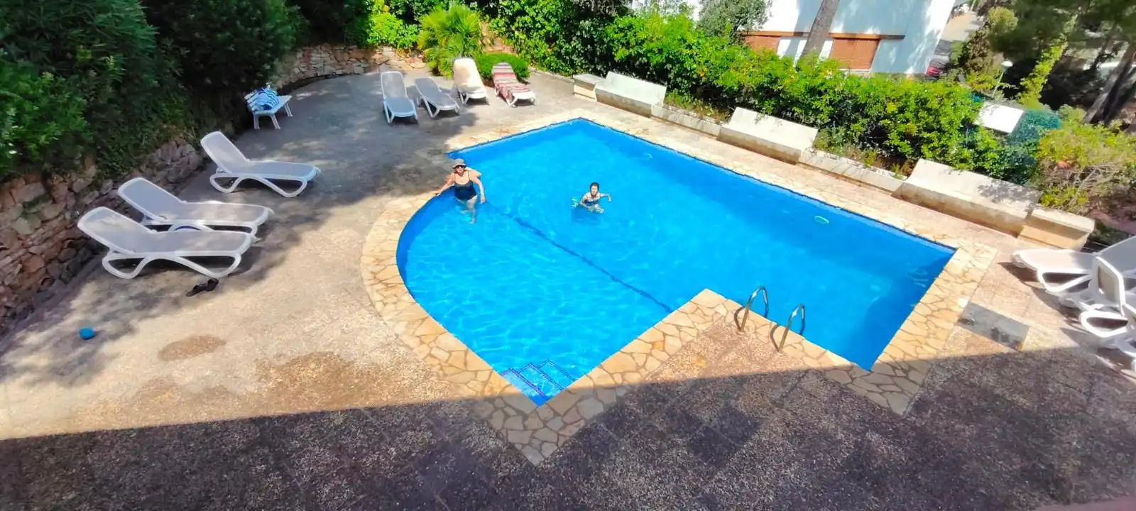 Schwimmbecken von Dachboden zum Verkauf in Palafrugell mit Klimaanlage, Heizung und Terrasse