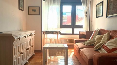 Foto 5 de Apartament de lloguer a Fuertes Acevedo, Buenavista, Oviedo