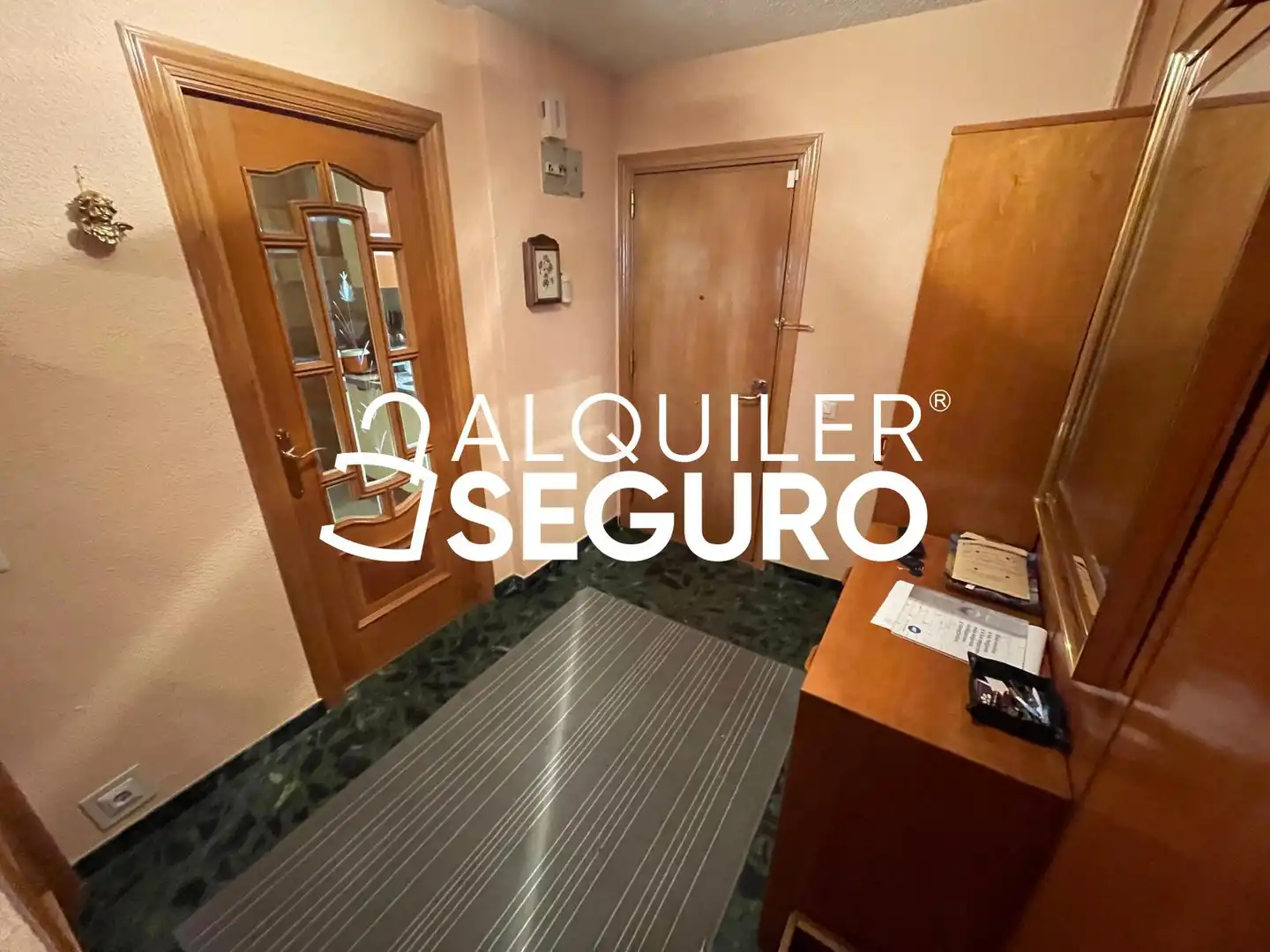 Piso de alquiler en Madrid con Calefacción, Terraza y Amueblado