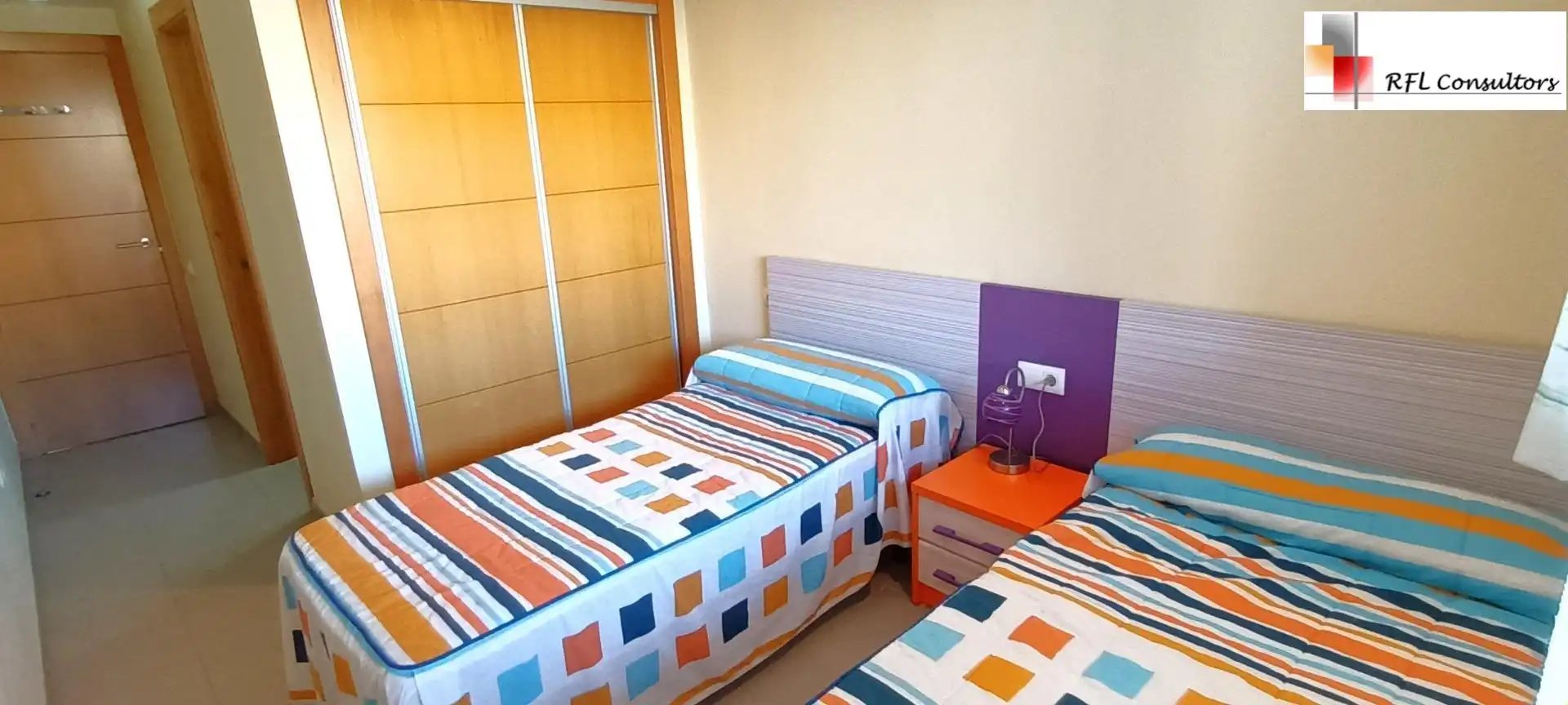 Schlafzimmer von Erdgeschoss zur Miete in Torreblanca mit Privatgarten, Terrasse und Möbliert