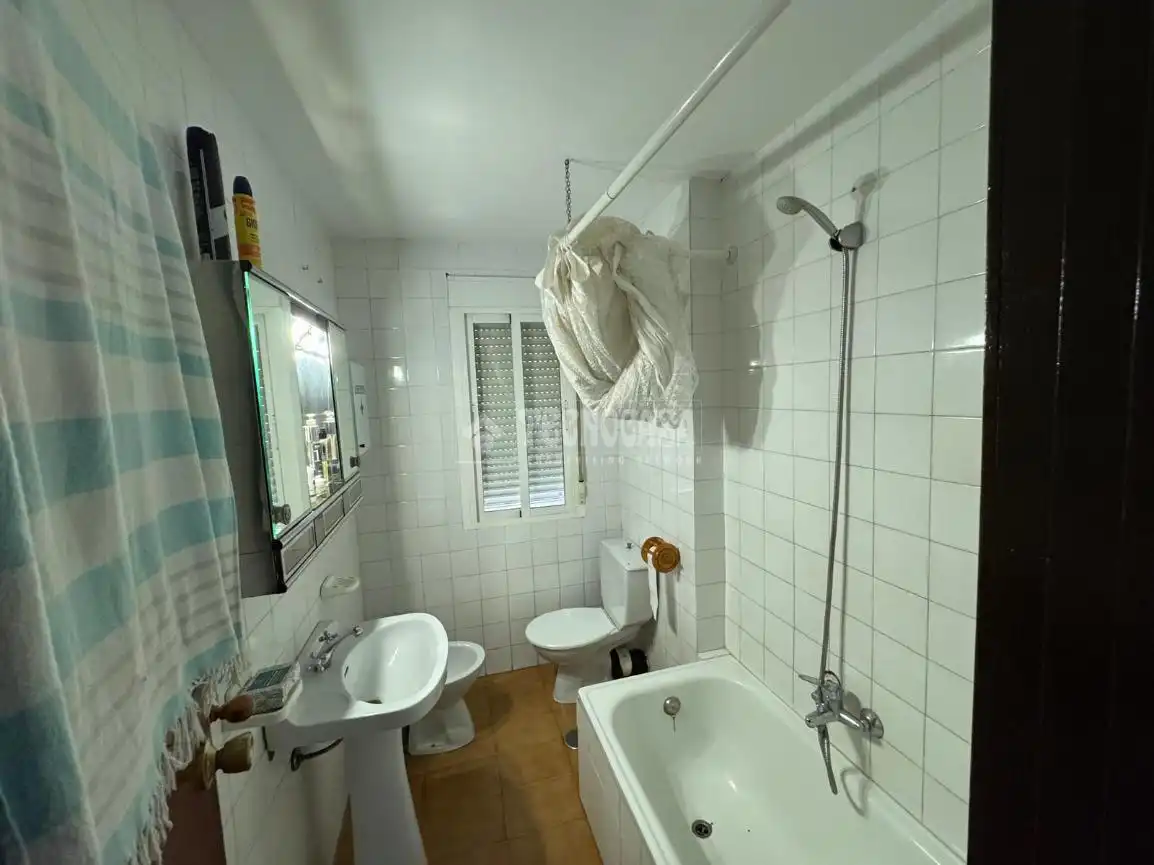 Baño de Piso en venta en Ribera del Fresno con Calefacción, Terraza y Balcón