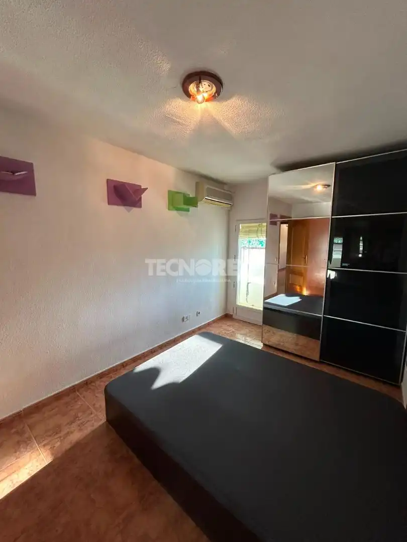 Habitación de Piso en venta en Madrid con Aire acondicionado y Balcón