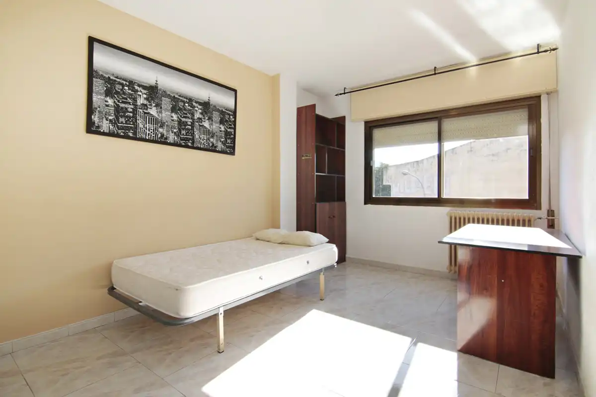 Piso de alquiler en Calle Jesse Owens, 2, Rosaleda - Juventud