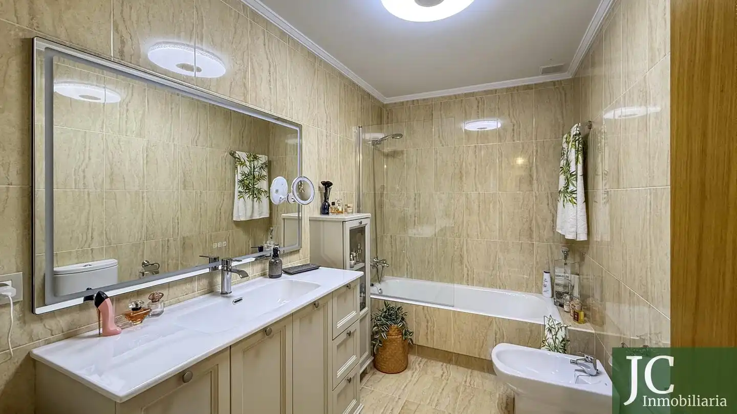 Baño de Planta baja en venta en Guriezo con Calefacción y Terraza