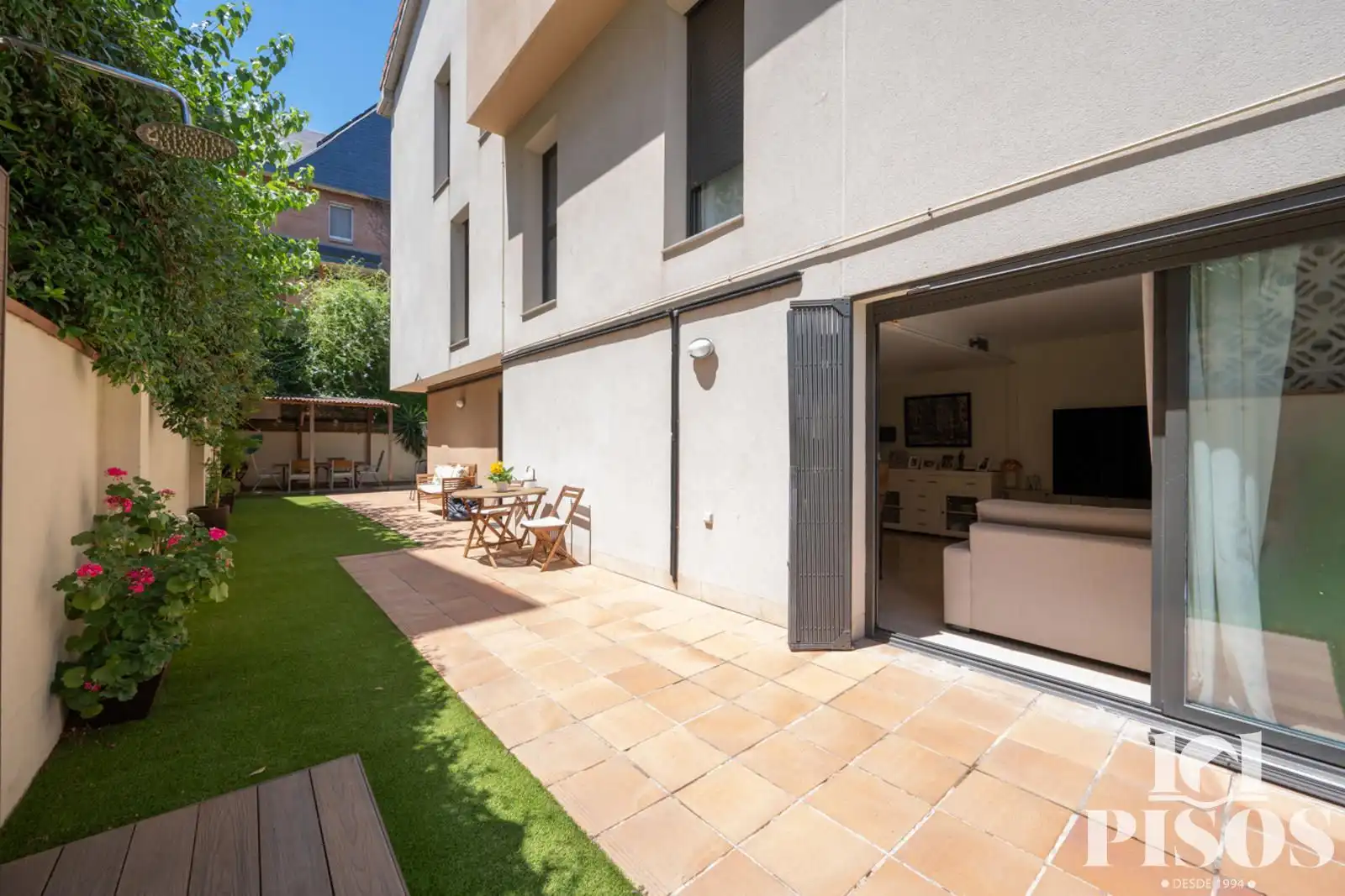 Terraza de Dúplex en venta en Sant Cugat del Vallès con Aire acondicionado, Calefacción y Jardín privado