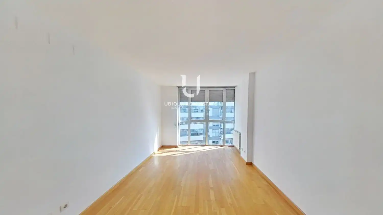 Habitación de Piso en venta en Barcelona con Calefacción, Piscina y Piscina comunitaria
