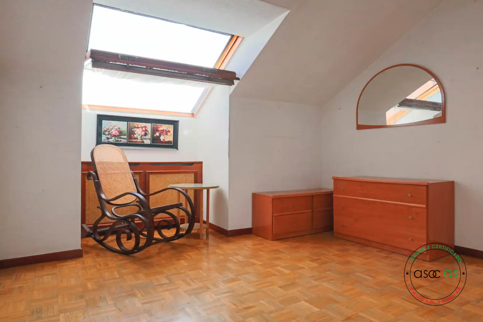 Pis en venda en Siero amb Calefacció, Parquet i Moblat