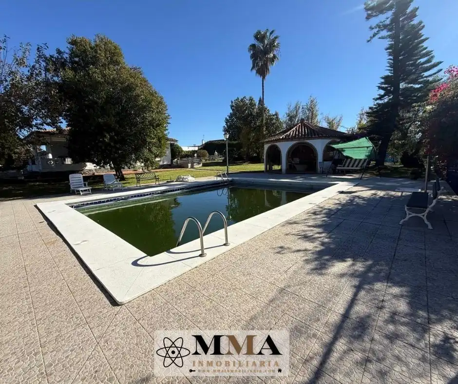 Piscina de Finca rústica en venda en El Rompido amb Aire condicionat, Calefacció i Jardí privat