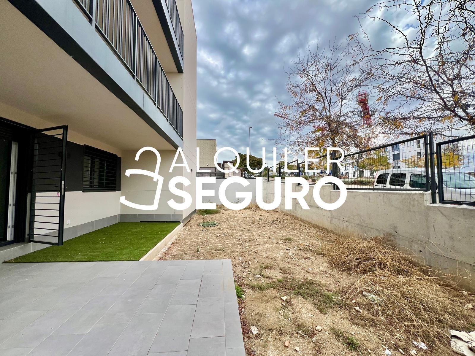 Vista exterior de Pis de lloguer en Colmenar Viejo amb Calefacció, Terrassa i Traster