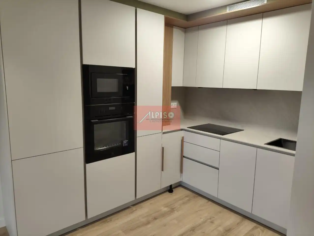Apartamento con terraza en venta en Bedoya