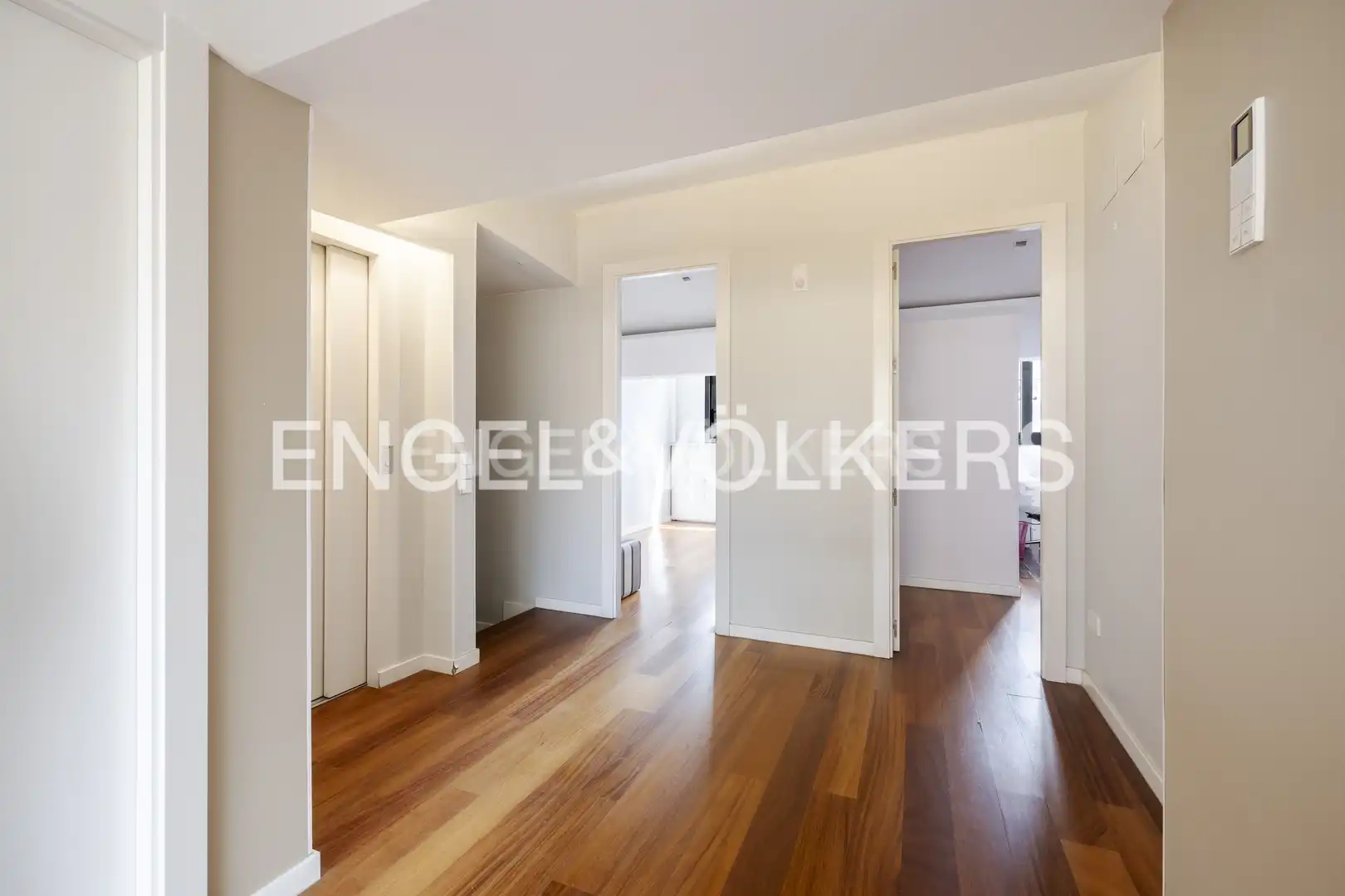 Houses for sale in Madrid  with Air Conditioner, Heating and Terrace