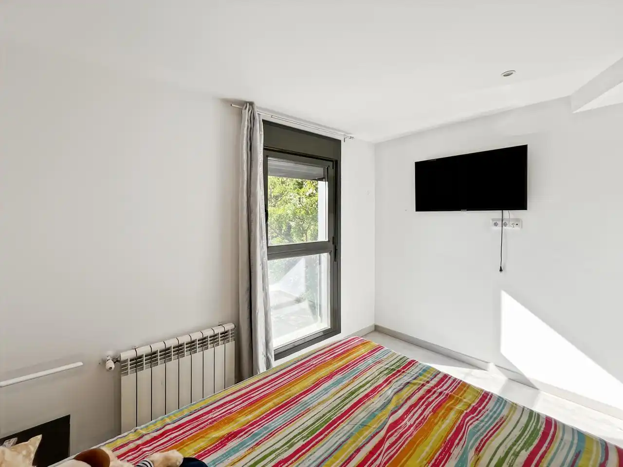 Bedroom of Flat for sale in Madrid  with Air Conditioner, Heating and Storage room