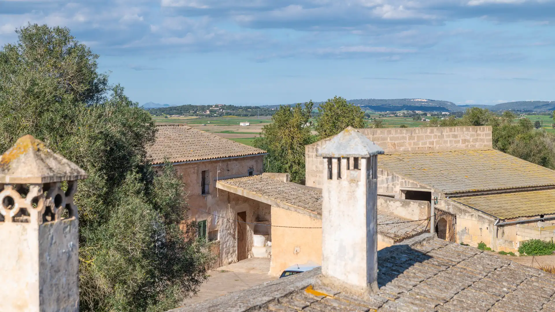 Vista exterior de Finca rústica en venta en Vilafranca de Bonany con Terraza, Trastero y Balcón