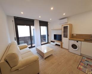 Living room of Flat to rent in Igualada  with Air Conditioner and Balcony