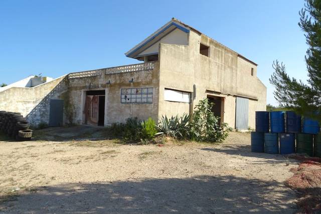 Edificio en Venta en Partida la Barrera, 56 en Roques Daurades - L'Estany