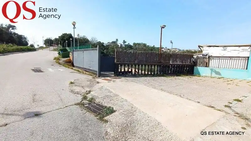 Edificio en venta en Tordera