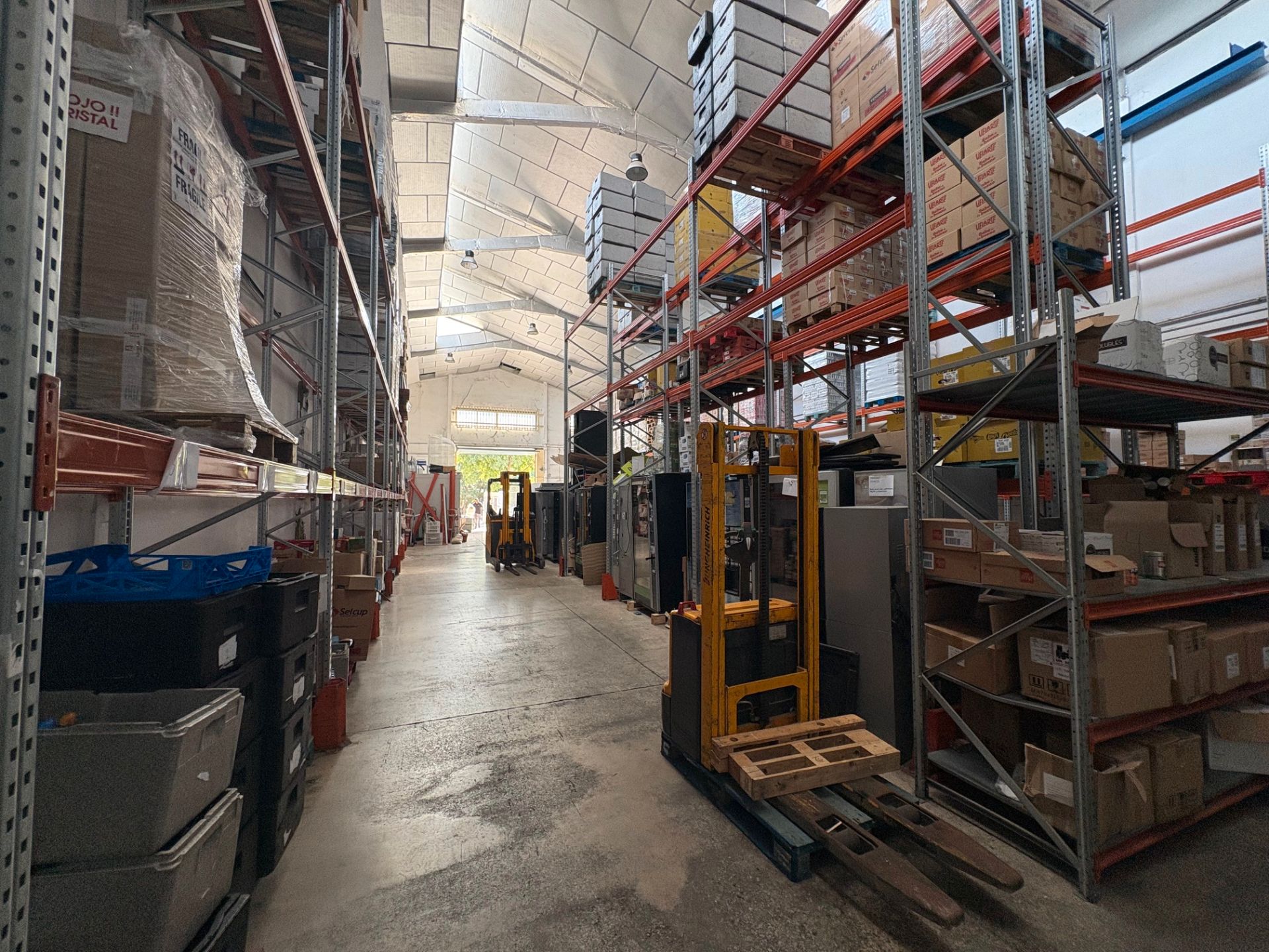 Industrial buildings to rent in Badalona  with Heating and Alarm