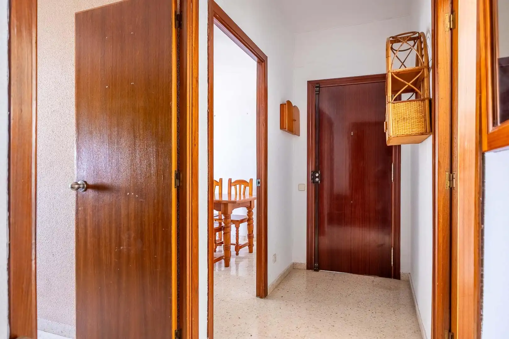 Flat for sale in Dos Hermanas  with Air Conditioner, Terrace and Furnished