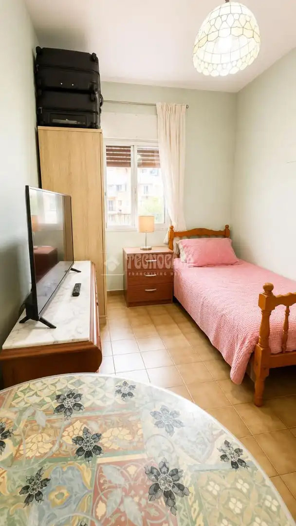 Habitación de Piso en venta en Madrid con Calefacción