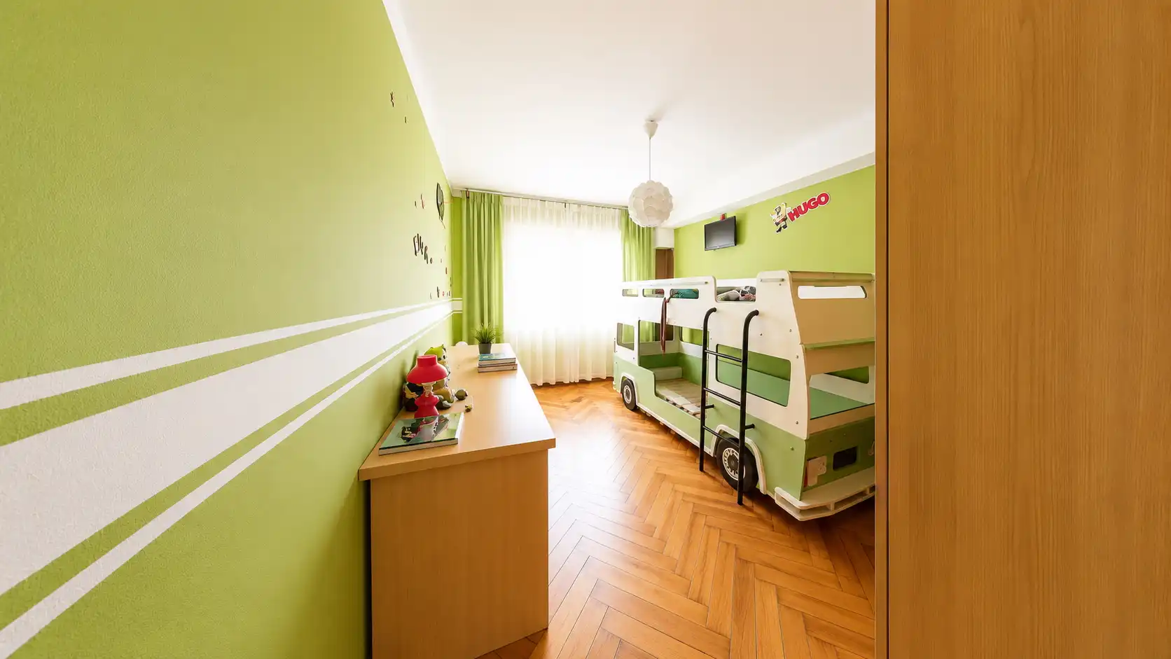 Habitación de Piso en venta en Vigo  con Trastero y Amueblado