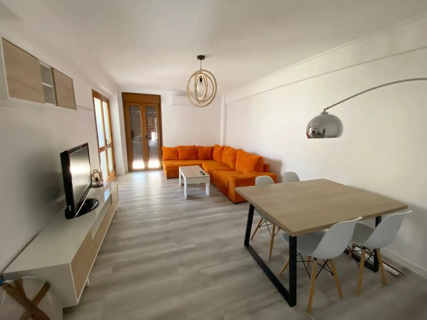 Appartement à louer à Casines, imagen 8