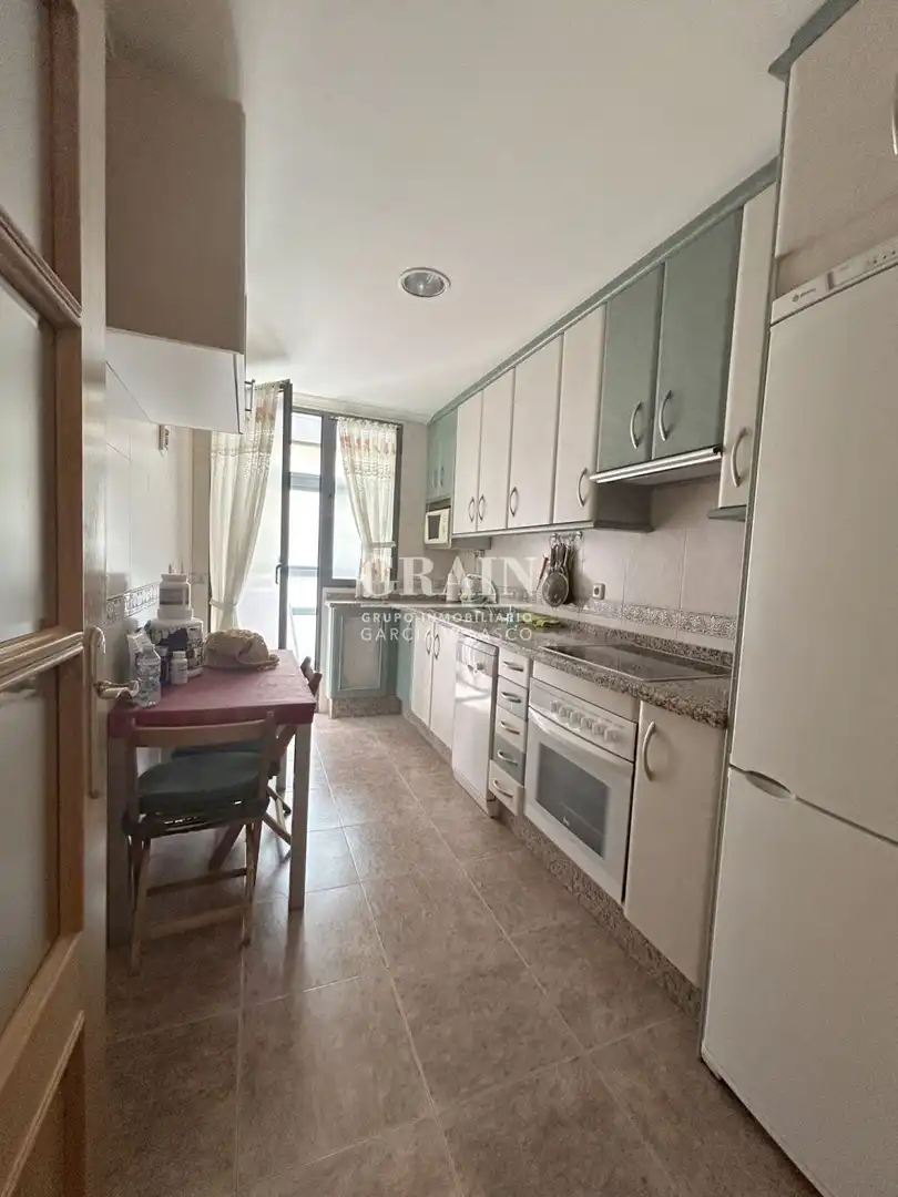 Cocina de Apartamento de alquiler en Albacete con Aire acondicionado, Calefacción y Balcón