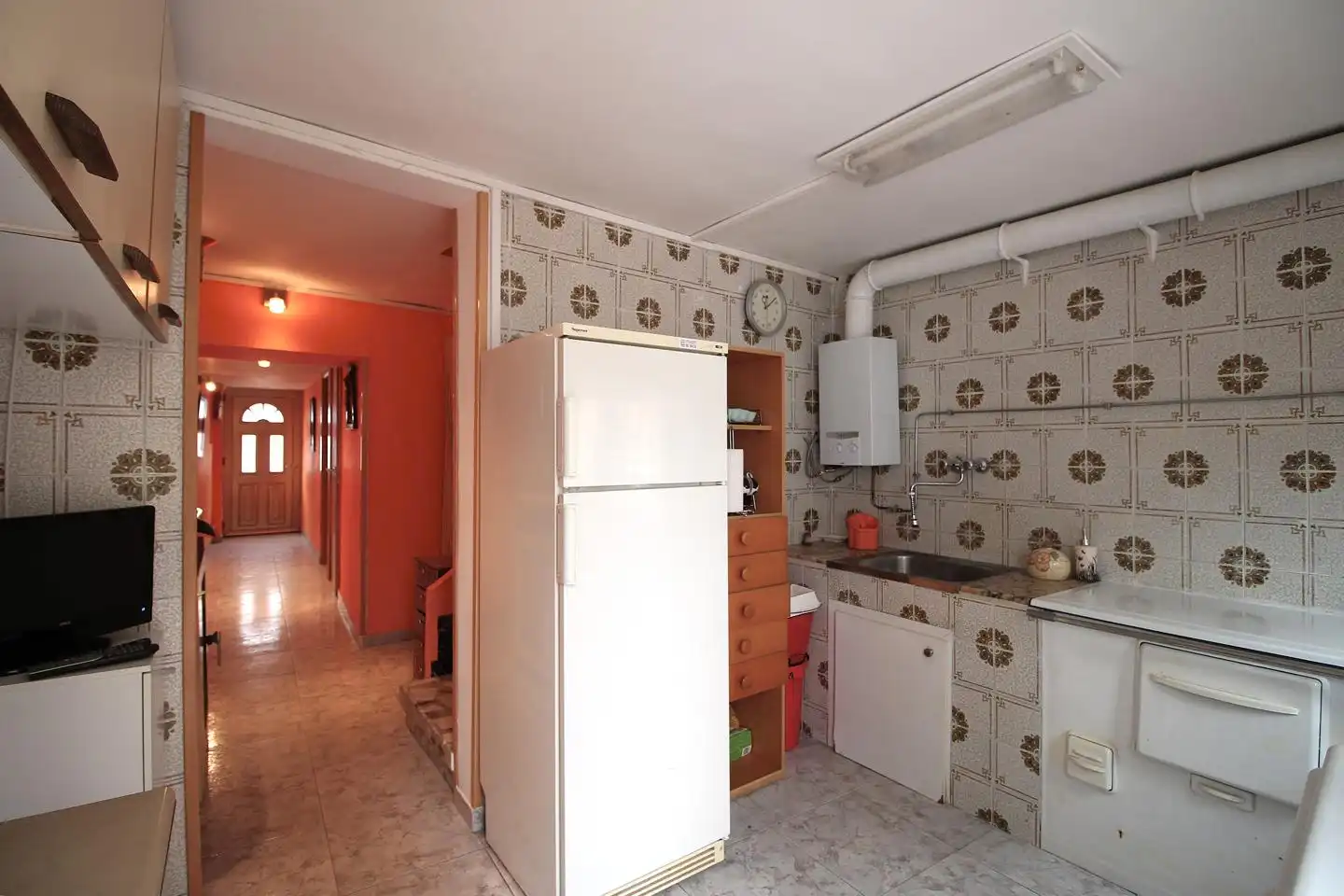 Cuina de Casa adosada en venda en Villamañán amb Moblat